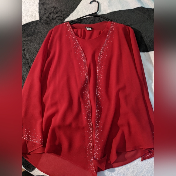 Red sheer skirt set - Picture 5 of 7